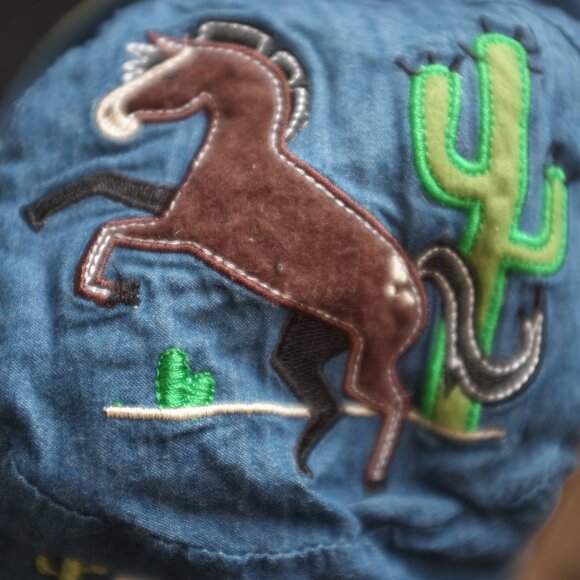 FlapJackKids Sun bucket Hat w Chin Strap Reversible Cowboy Horse UPF 50 2-4 Year - Picture 2 of 6